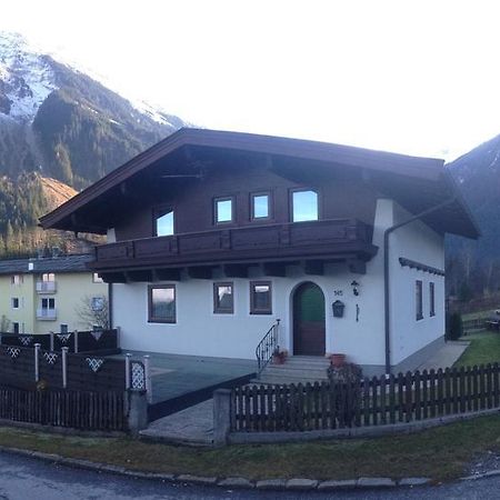 Landhaus Vier Jahreszeiten Krimml Room photo